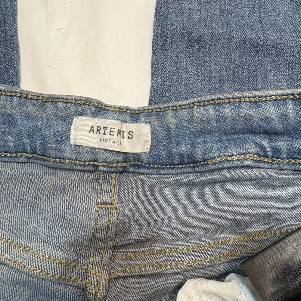 Artemis Vintage Light Wash High Rise Cuffed Boyfriend Jeans Women’s 9/28 - Picture 4 of 12